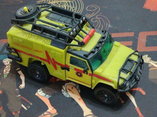 Ratchet Voyager Class - Transformers Movie 1 - Auction